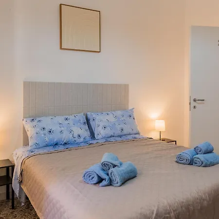 All'ombra Del Duomo ベッド・アンド・ブレックファスト サレルノ